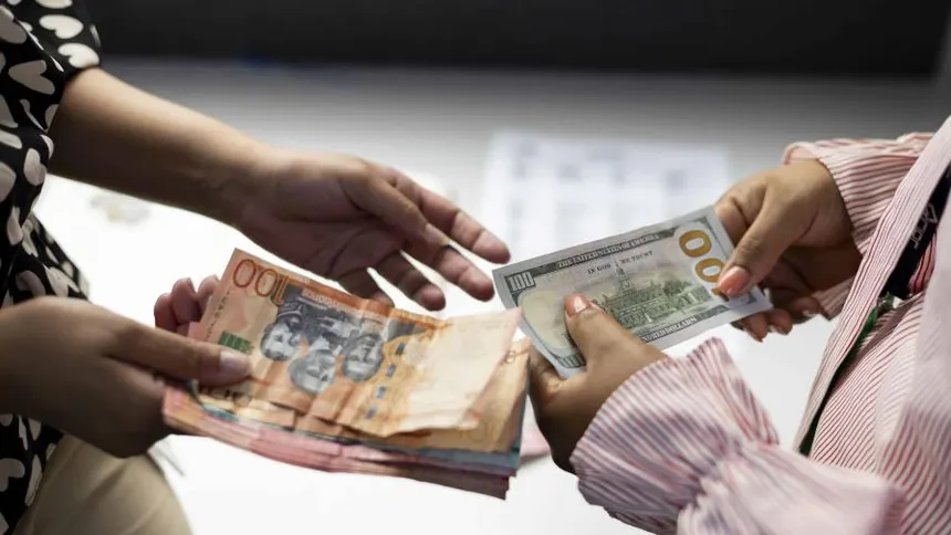 Dólar se mantiene cerca de los RD$59 este martes