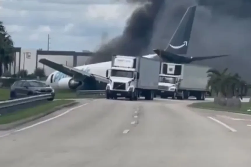 Tragedia en el Aeropuerto de Miami: Al menos cinco muertos tras salirse de pista e incendiarse un avión de carga de Amazon