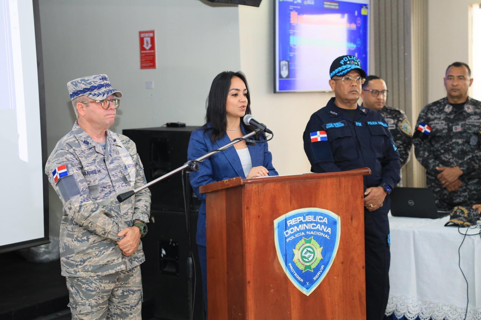 Más de 300 personas requeridas por la justicia se entregan voluntariamente a las autoridades dominicanas