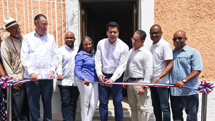 Entregan 44 viviendas intervenidas en la Ciudad Colonial