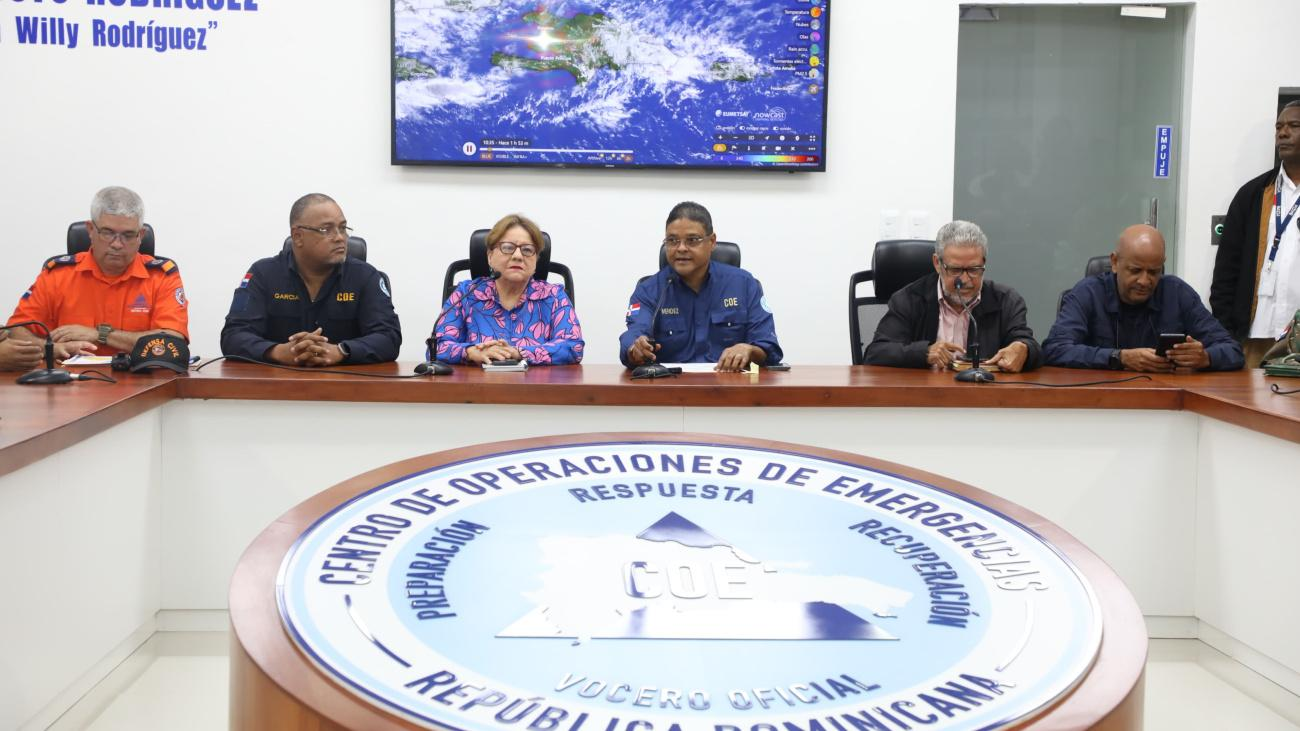 COE coloca al Gran Santo Domingo y otras provincias bajo alerta por riesgo de inundaciones